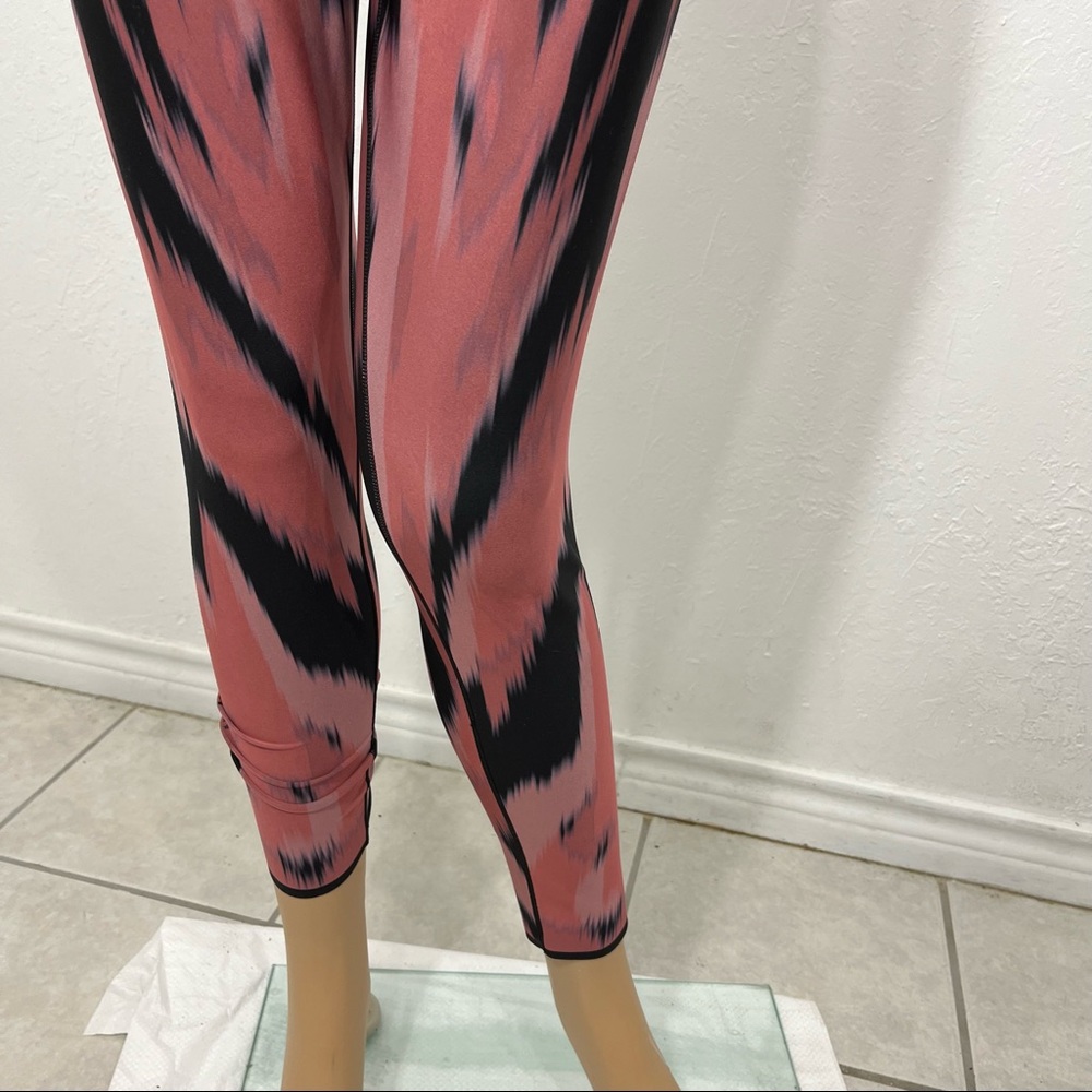 Ultracor Pinks & Black Contemporary Print Leggings - Picture 12 of 12